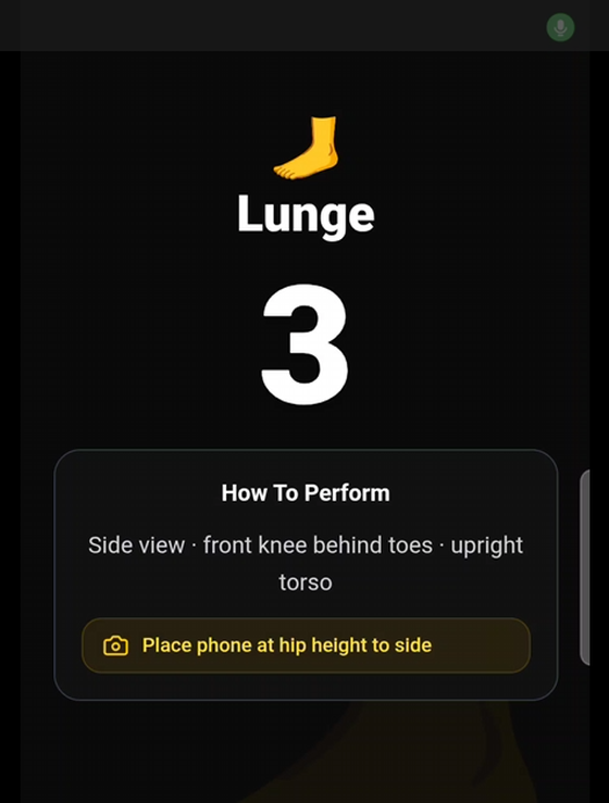How to perform a lunge: side view, front knee behind toes, upright torso